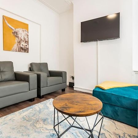 Home Near Anfield And Everton Fc With Free Parking Liverpool Esterno foto